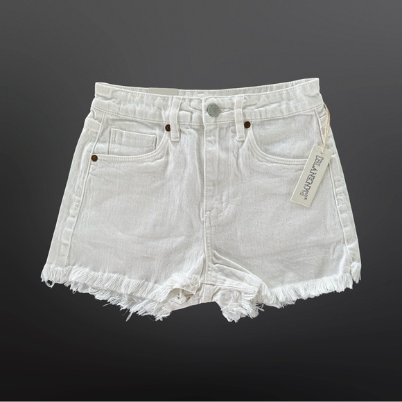 Blank NYC Pants - Blank NYC The Reeve High Rise Ribcage Frayed Hem Short White NWT Size 25